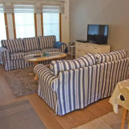 Holiday Kelokivakka B12