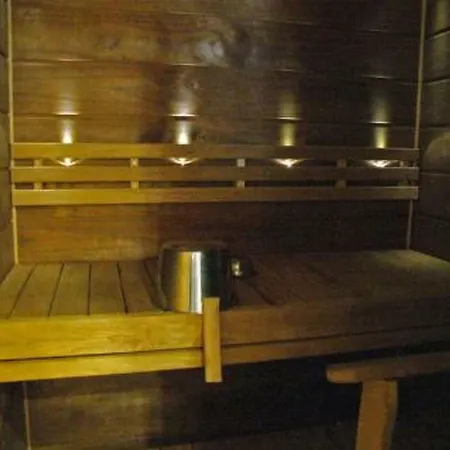 Holiday Kelokivakka B12 *